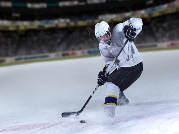 do hockey skates wear out?